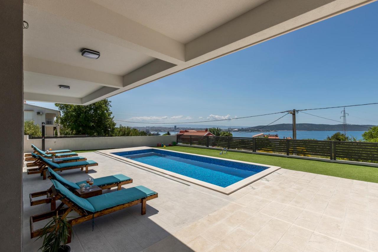 Kaštela Luxury Villa La Nonna Ana - Heated Pool, Sea View, Near Split מראה חיצוני תמונה