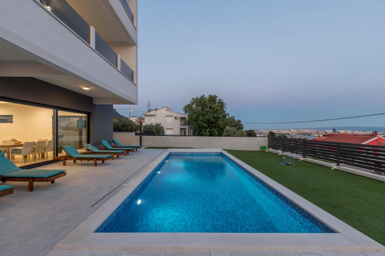 Kaštela Luxury Villa La Nonna Ana - Heated Pool, Sea View, Near Split מראה חיצוני תמונה