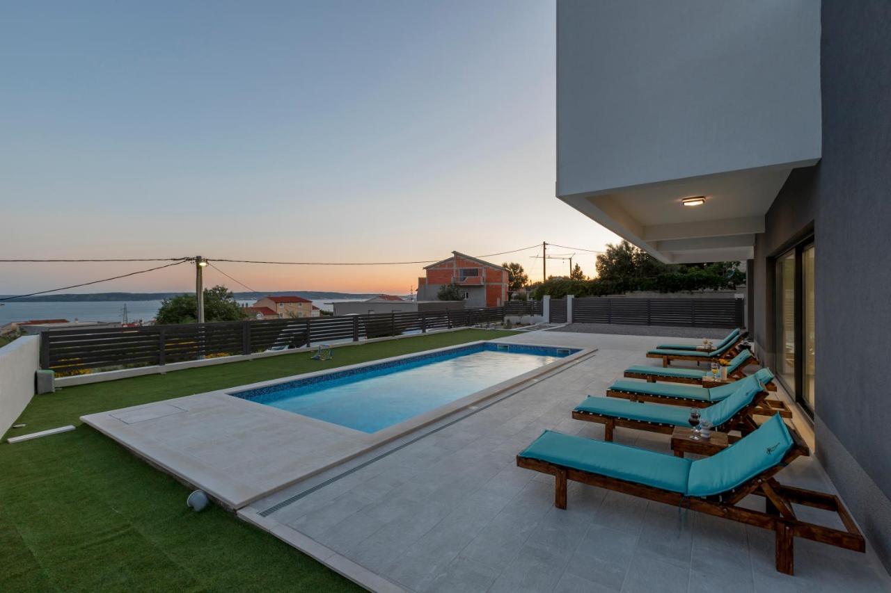 Kaštela Luxury Villa La Nonna Ana - Heated Pool, Sea View, Near Split מראה חיצוני תמונה